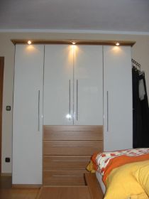 Schlafzimmer 3 -Schrank.JPG